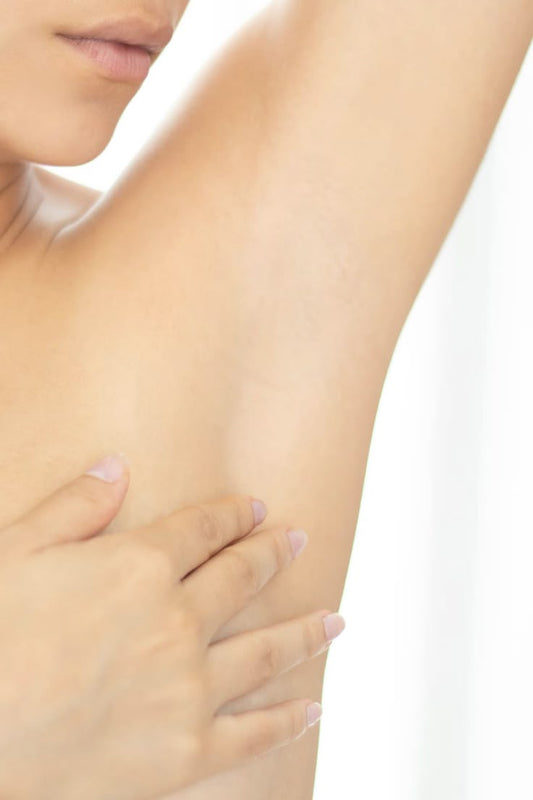 Bikini dhe sqetulla / Bikini and armpits