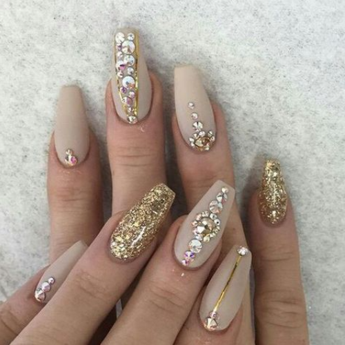 DIZENJO ME GURE Swarovski - DESIGN WITH Swarovski STONES